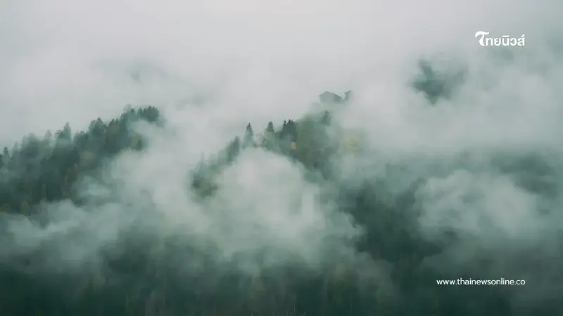 "ไทยตอนบนเย็นลง 2-4 องศา ใต้ระวังฝนตกหนัก–คลื่นสูง 3 เมตร"