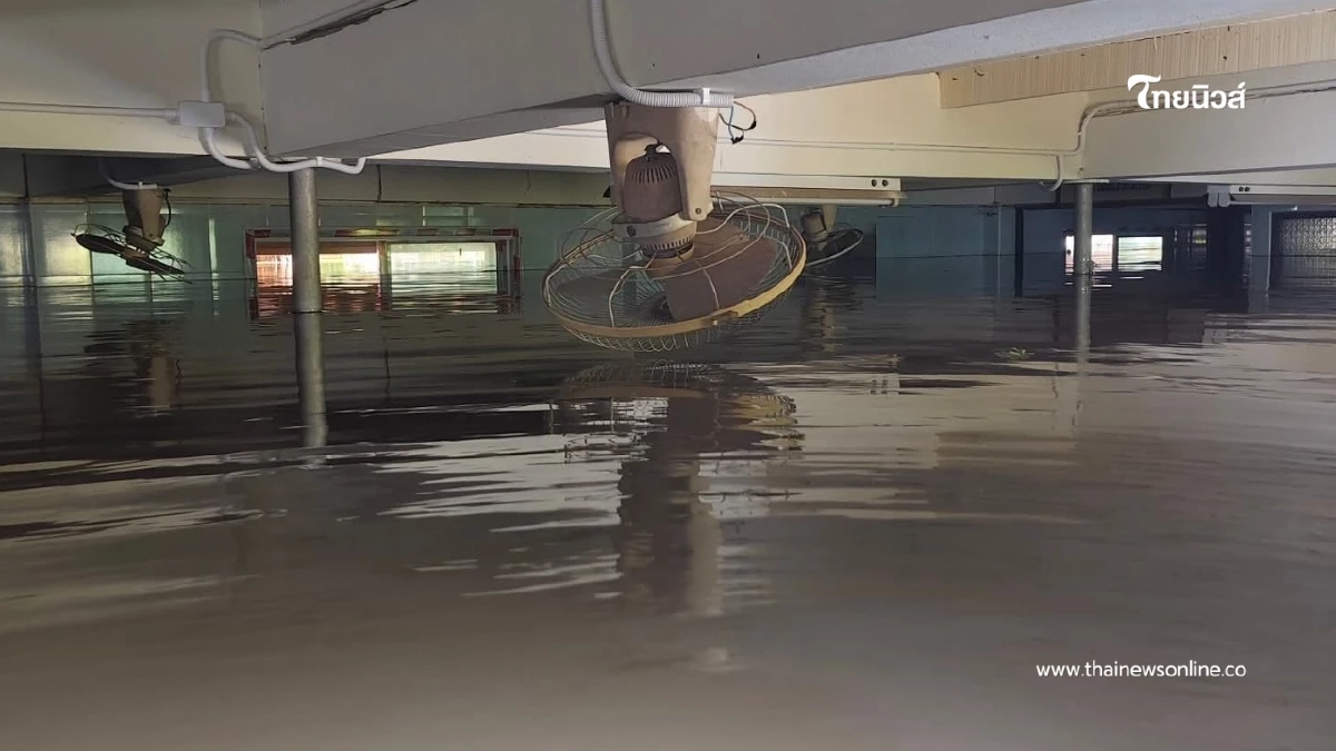 น้ำทะลักอยุธยา! ท่วมโรงเรียนวัดบางกระทิงจ่อถึงชั้น 2 แล้ว