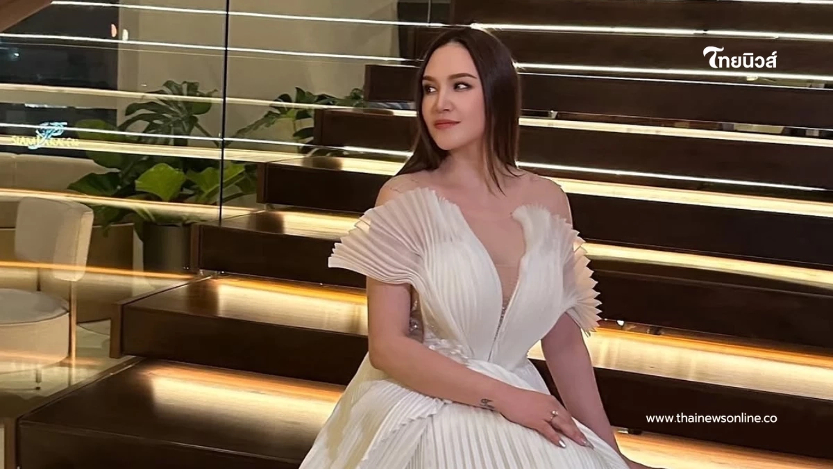 เปิดลุคใหม่ “ทาทา ยัง” ในชุดเดรสขาว สวยละมุน แฟนคลับใจละลาย