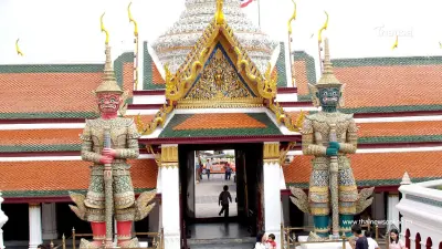 เปิดตำนาน 12 ยักษ์ผู้พิทักษ์วัดพระแก้ว (วัดพระศรีรัตนศาสดาราม)