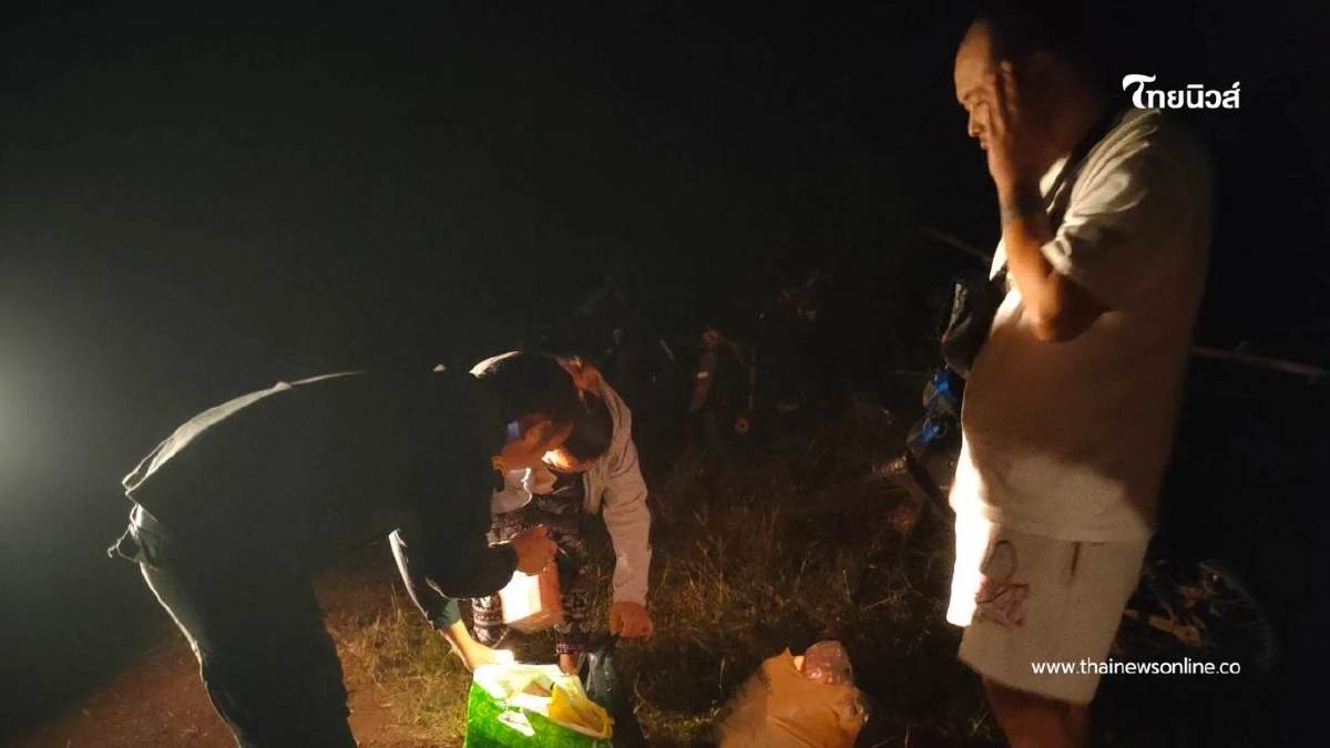 ทหารพรานสกัดจับหนุ่มจีน–สาวไทย ลอบข้ามแดน คุมตัวสอบ! ทหารพรานสกัดจับหนุ่มจีน–สาวไทย ลอบข้ามแดน คุมตัวสอบ!