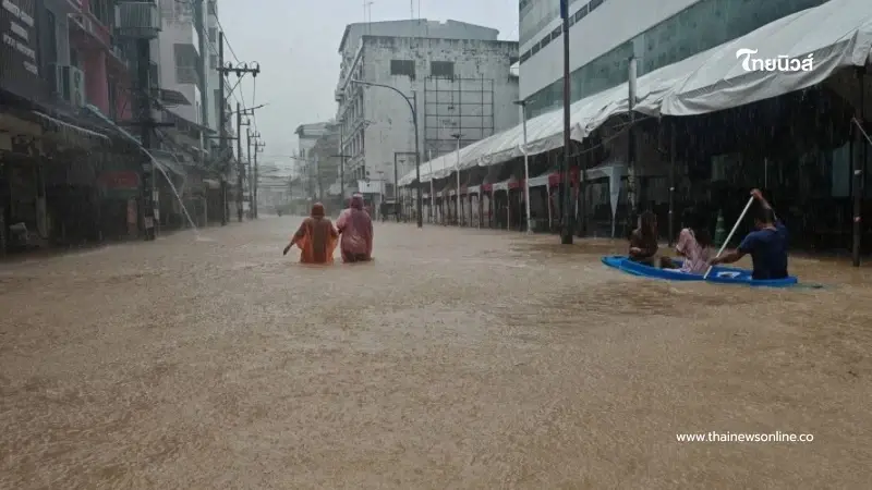 น้ำท่วมหาดใหญ่ยังน่าห่วง น้ำทะลักเข้า ทุ่งเสา-ลีการ์เด้น ระดับน้ำพุ่งสูงต่อเนื่อง