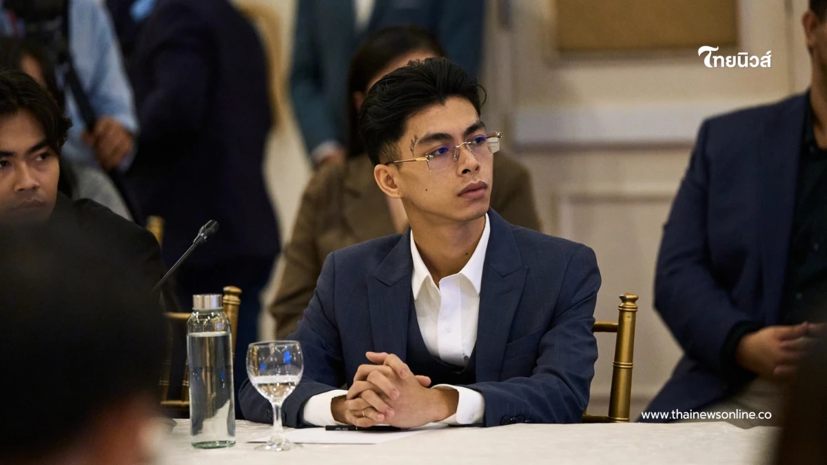 แรปเปอร์ดังกัมพูชาอ้าง ฝ่ายไทยเปิดฉากทำชาวบ้านอพยพวุ่น แรปเปอร์ดังกัมพูชาอ้าง ฝ่ายไทยเปิดฉากทำชาวบ้านอพยพวุ่น