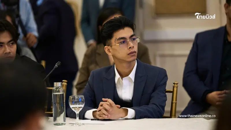 แรปเปอร์ดังกัมพูชาอ้าง ฝ่ายไทยเปิดฉากทำชาวบ้านอพยพวุ่น แรปเปอร์ดังกัมพูชาอ้าง ฝ่ายไทยเปิดฉากทำชาวบ้านอพยพวุ่น