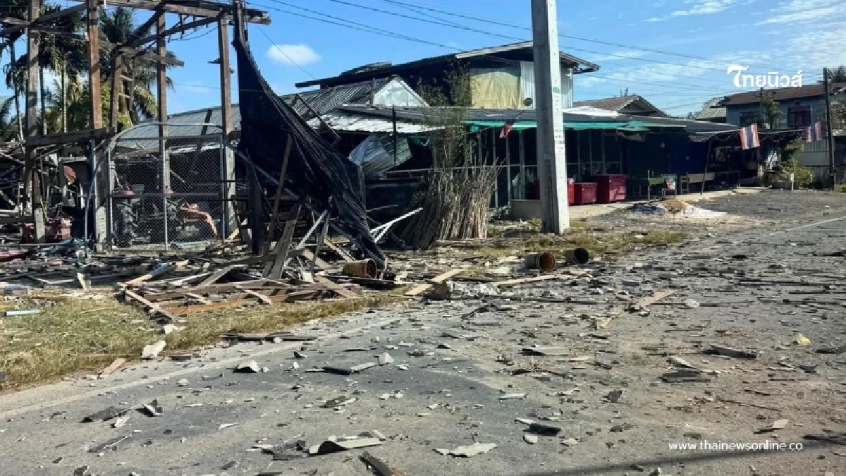 กัมพูชา รัว BM-21 ถล่มบ้านเรือนปชช.ชุมชนเสาธงชัย ชาวบ้านสาหัส 2 ราย กัมพูชา รัว BM-21 ถล่มบ้านเรือนปชช.ชุมชนเสาธงชัย ชาวบ้านสาหัส 2 ราย