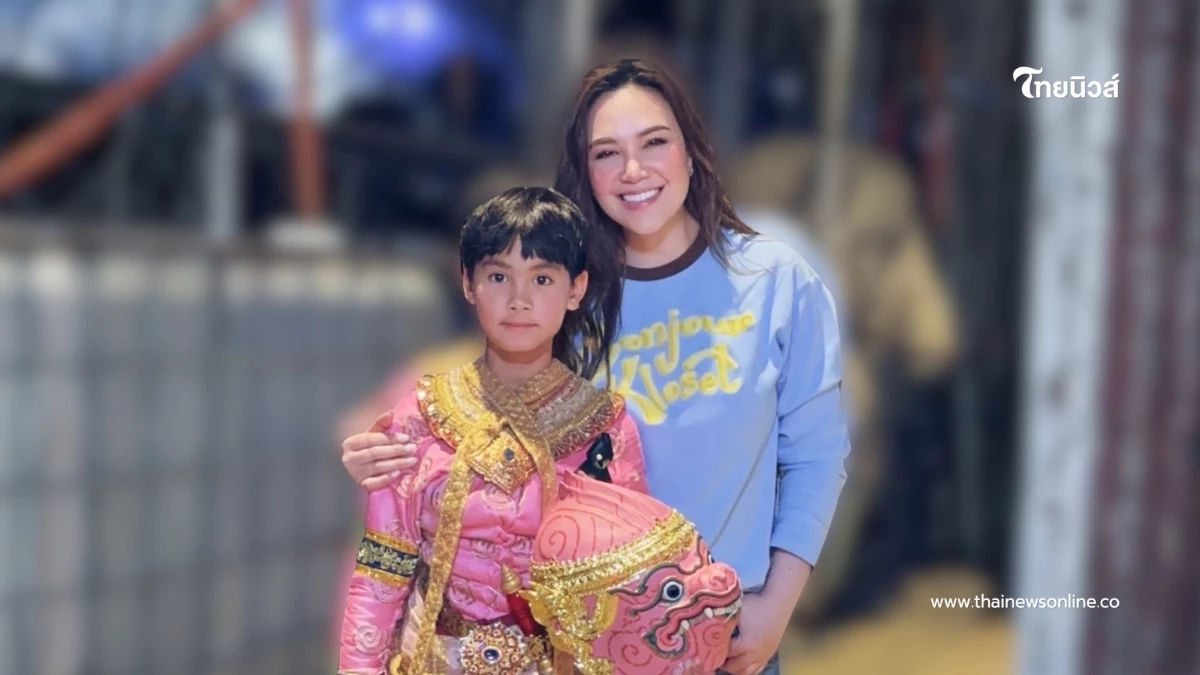 ทาทา ยัง ยิ้มทั้งใจ! “น้องเร” ขึ้นโชว์โขนในงานพลุนานาชาติพัทยา