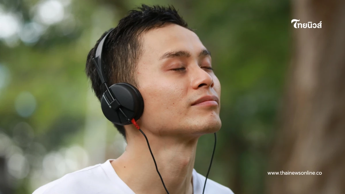 แค่เปิดเพลง นักวิจัยพบผู้สูงอายุฟังเพลง  สมองเสื่อมน้อยลง