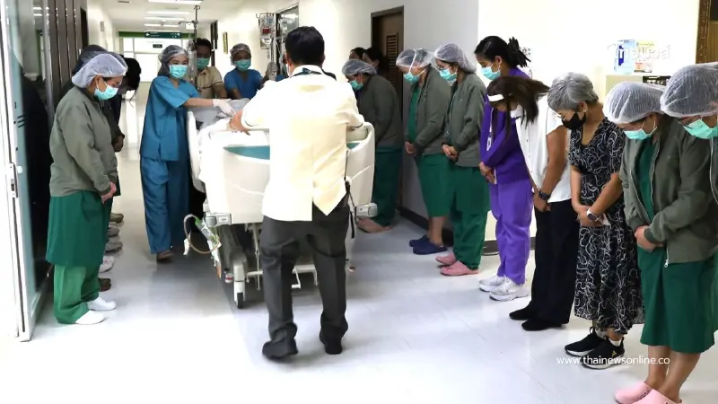 ครอบครัวผู้ป่วยมอบอวัยวะต่อชีวิต รพ.พญาไท 2 ร่วมอาลัยและเชิดชู