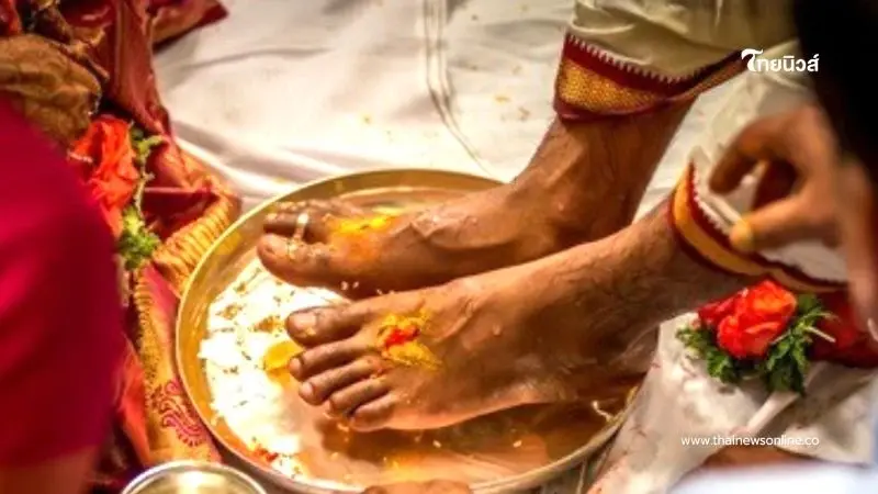 ทำก่อนสิ้นปี วิธีขอขมาพ่อแม่ที่ถูกต้อง ต้อนรับปีใหม่ 2569 ทำก่อนสิ้นปี วิธีขอขมาพ่อแม่ที่ถูกต้อง ต้อนรับปีใหม่ 2569