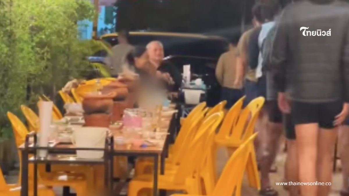 คุณหมอ พูดทันทีหลังเห็นกลุ่มทหาร 20 นาย มานั่งทานข้าว เจ้าของร้านฟังยังซึ้ง