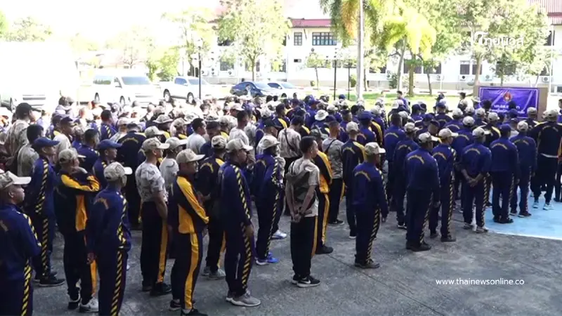 ยะลาระดม อส. 250 นาย ลุยช่วยฟื้นฟูน้ำท่วม เร่งบรรเทาความเดือดร้อน