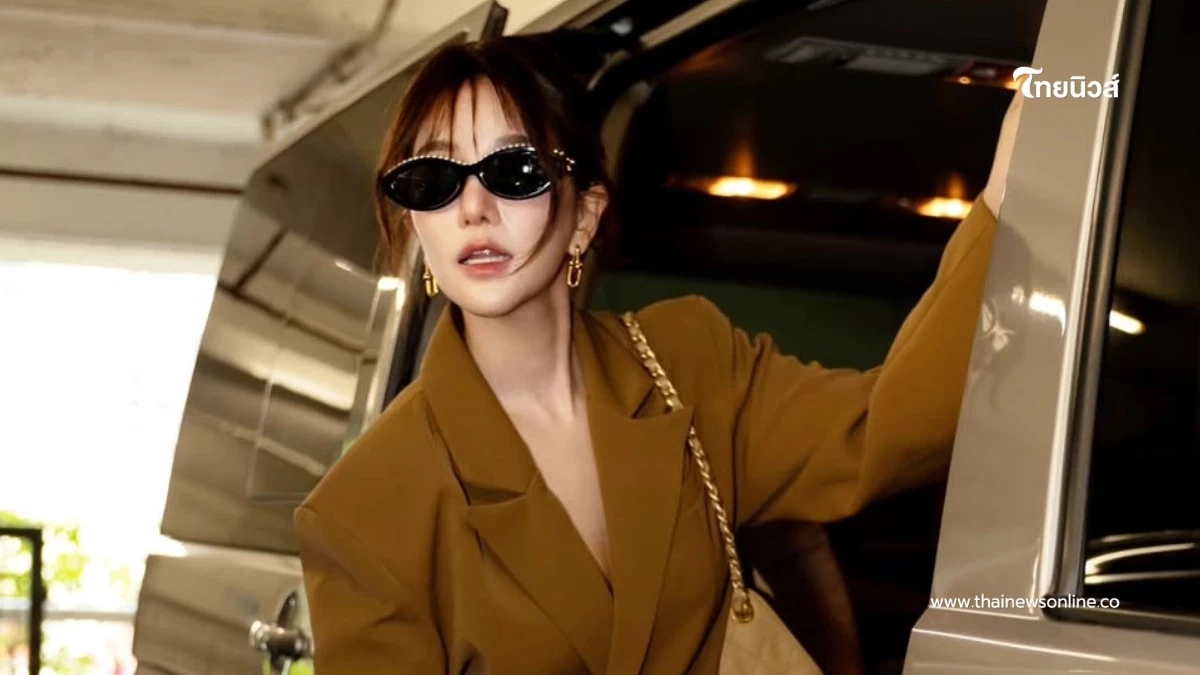 คุณแม่ลูกสองแต่สวยไม่พัก! “ก้อย รัชวิน” ลุคนี้ทำโซเชียลตะลึง