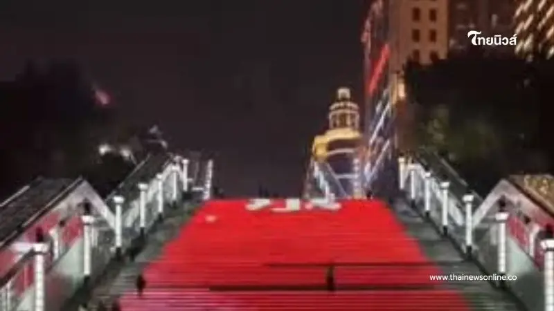 เตรียมปักหมุด บันไดเลื่อน 905 เมตร แลนด์มาร์คใหม่สุดล้ำที่ฉงชิ่ง เตรียมปักหมุด บันไดเลื่อน 905 เมตร แลนด์มาร์คใหม่สุดล้ำที่ฉงชิ่ง