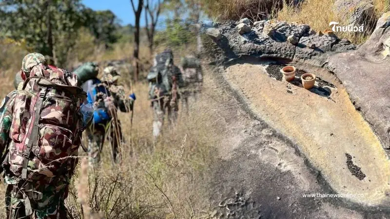 จ่อเปิดเส้นทางเดินป่า พิชิตยอดเขาภูโค้ง ชมปราสาทขอมที่อยู่สูงที่สุดในไทย