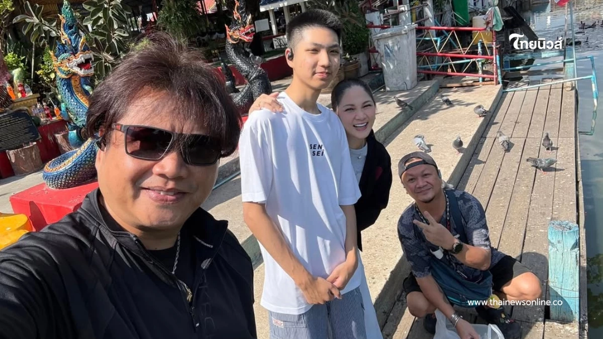 แฟนเพลงตะลึง ลูกชายนักร้องดัง  โตเป็นหนุ่ม ฉายแววพระเอก