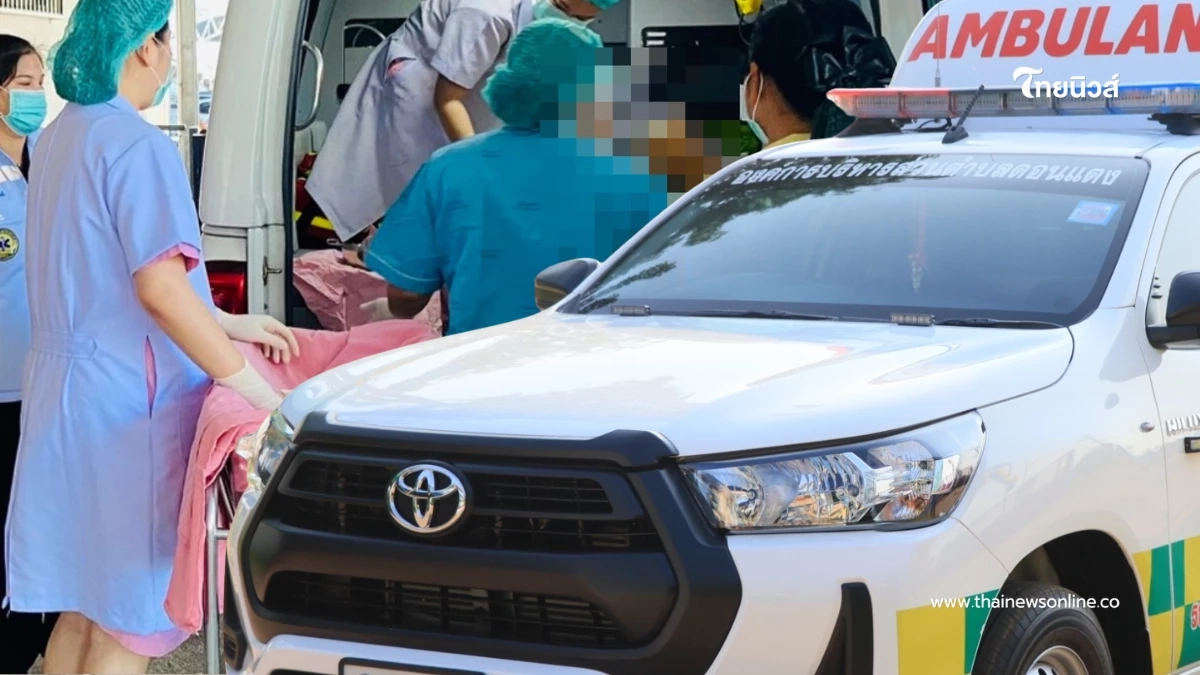 เปิดทะเบียนรถ สาวท้องแก่สุดกลั้น คลอดลูกสาวบนรถกู้ชีพ