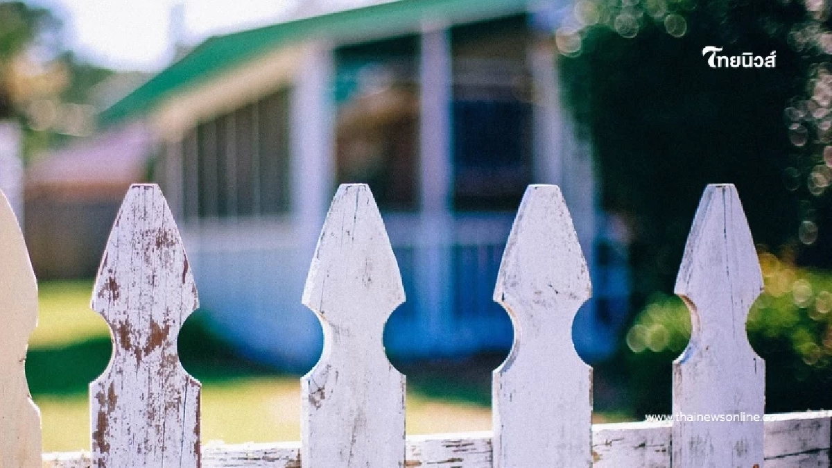 2 ผัวเมียคิดว่าได้บ้านในฝัน จนกระทั่งพื้นไม้ถูกงัดออก ทำขนลุก