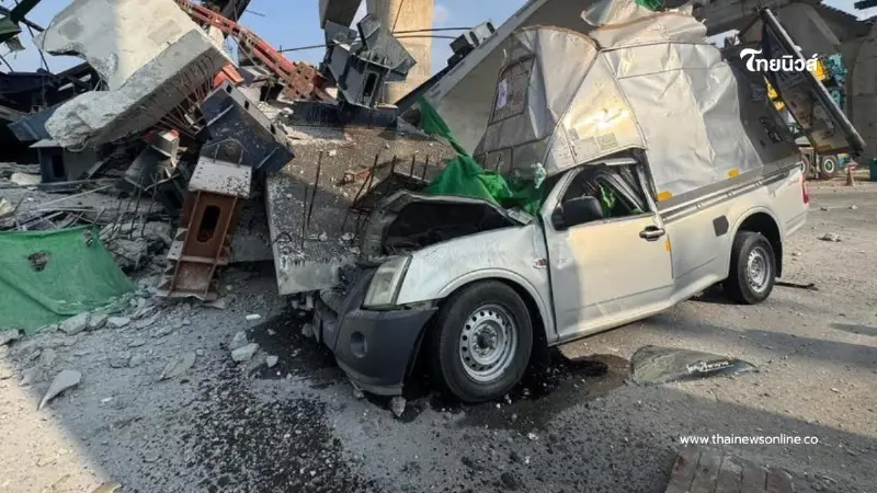 เปิดคลิประทึก เครนก่อสร้างถล่มทับรถยนต์ ถนนพระราม 2 ดับสลด 2 ราย