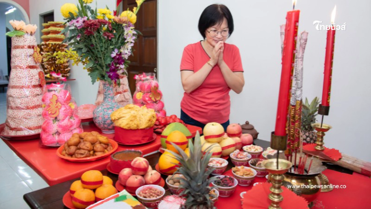 .วิธีจัดโต๊ะไหว้ตรุษจีน 2569 ให้เฮงแบบทวีคูณ พร้อมเคล็ดลับเรียกเงินเข้าบ้าน.