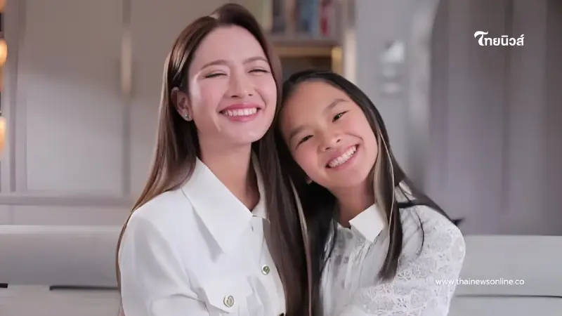 แม่ปลื้มหนัก! “น้องปีใหม่” โชว์สกิลทำอาหารเช้า เติมพลังให้ “แอฟ” แม่ปลื้มหนัก! “น้องปีใหม่” โชว์สกิลทำอาหารเช้า เติมพลังให้ “แอฟ”