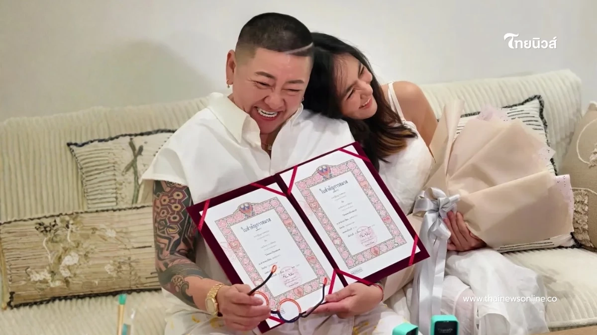 น้ำตาซึม “ปีใหม่” เขียนถึง “ป๋าต๊อบ” เส้นทางรักยาวนานกว่า 18 ปี