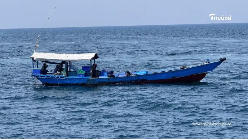 กองทัพเรือสกัดเรือต่างชาติลักลอบขนสินค้าข้ามแดน ตอกย้ำเข้มงวด กองทัพเรือสกัดเรือต่างชาติลักลอบขนสินค้าข้ามแดน ตอกย้ำเข้มงวด