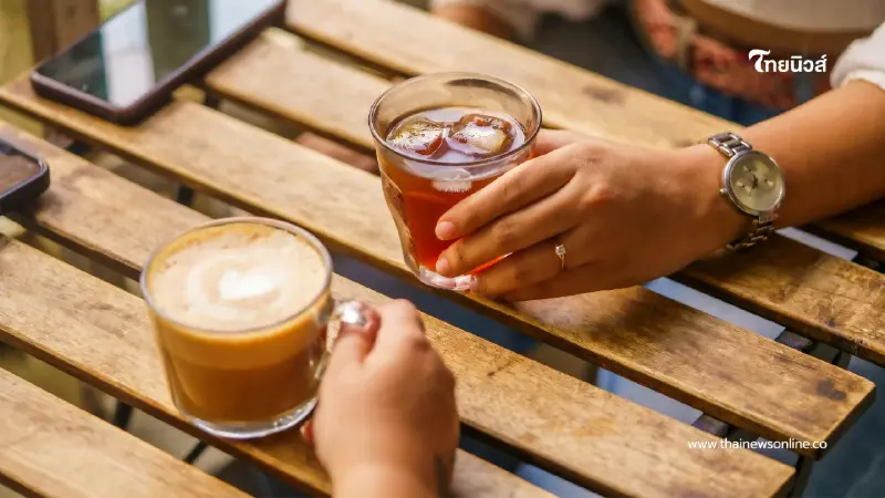 ชา vs กาแฟ อะไรดีต่อมวลกระดูกมากกว่ากัน ดื่มแค่ไหนที่เหมาะสม