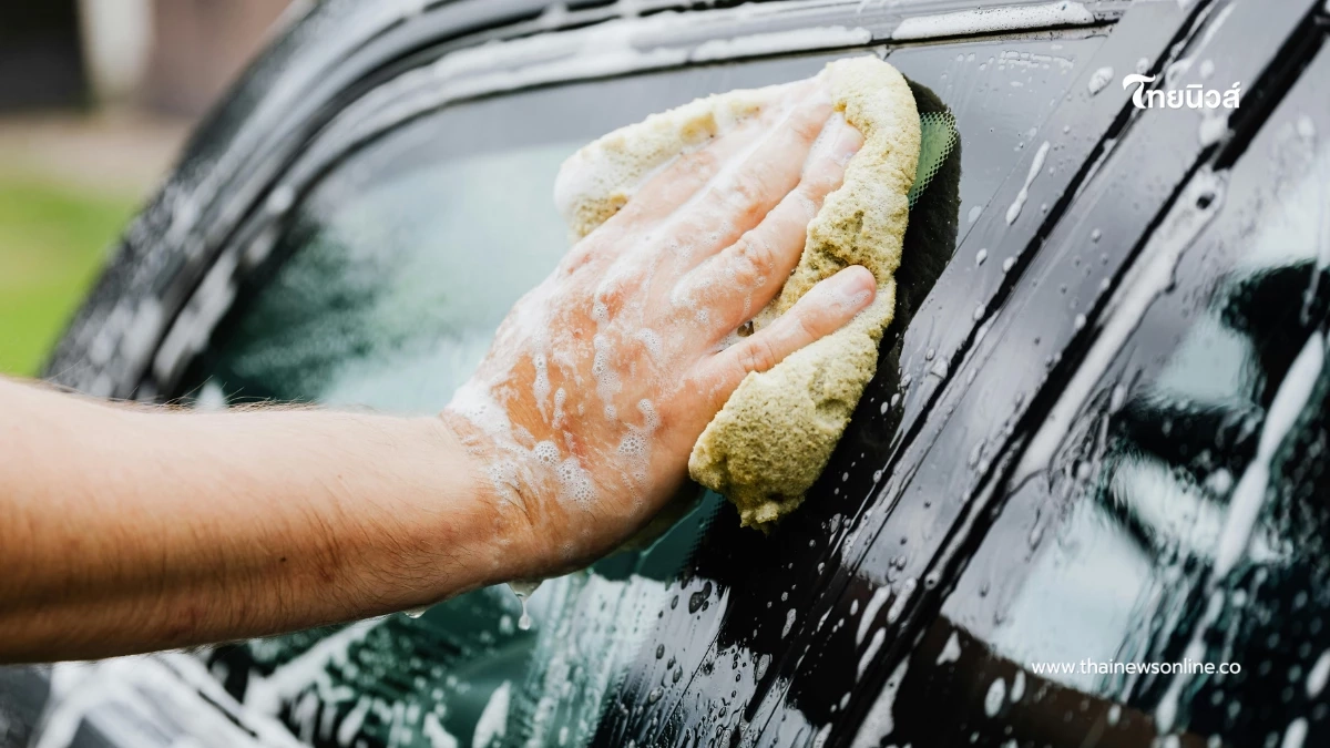 ผู้เชี่ยวชาญเตือน น้ำยาล้างรถหมด ใช้แชมพูแทนได้หรือไม่?
