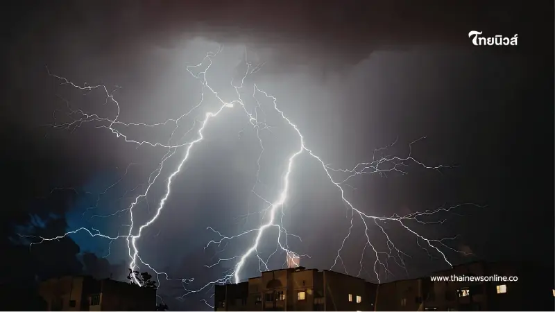 ระวังน้ำป่า-ลมกระโชกแรง เตือน 62 จังหวัดทั่วไทยรับมือพายุฤดูร้อน