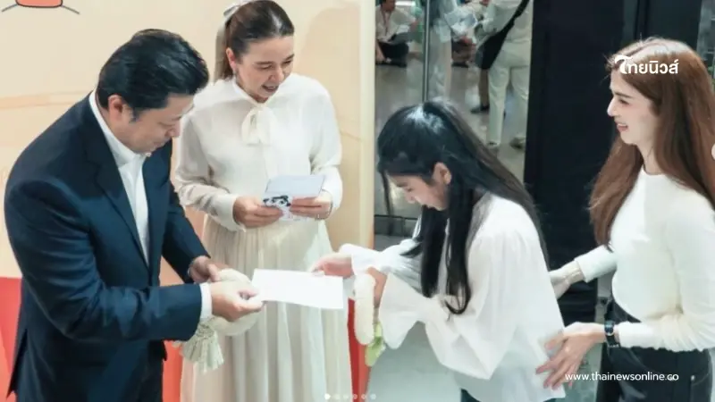 น้ำตาซึม "น้องมะลิ" ได้เจอผู้ให้โอกาสการศึกษา สัญญาจะตั้งใจเรียน น้ำตาซึม "น้องมะลิ" ได้เจอผู้ให้โอกาสการศึกษา สัญญาจะตั้งใจเรียน