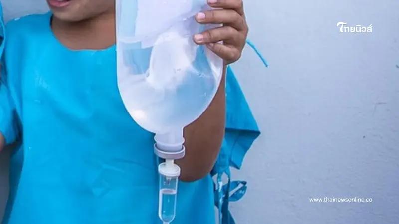 ขนลุกทั้งโซเชียล ด.ญ. 8 ขวบอ้วกเป็นหนอน หมอเฉลยต้นตอจากห้องน้ำ