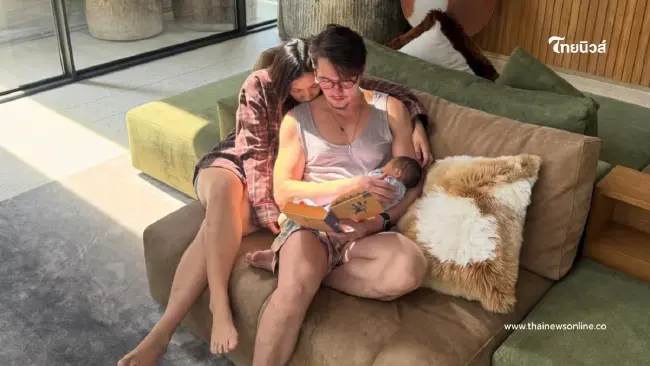 อนันดา อุ้มลูกชายเคียงข้างภรรยา ภาพเดียวเต็มไปด้วยความสุข