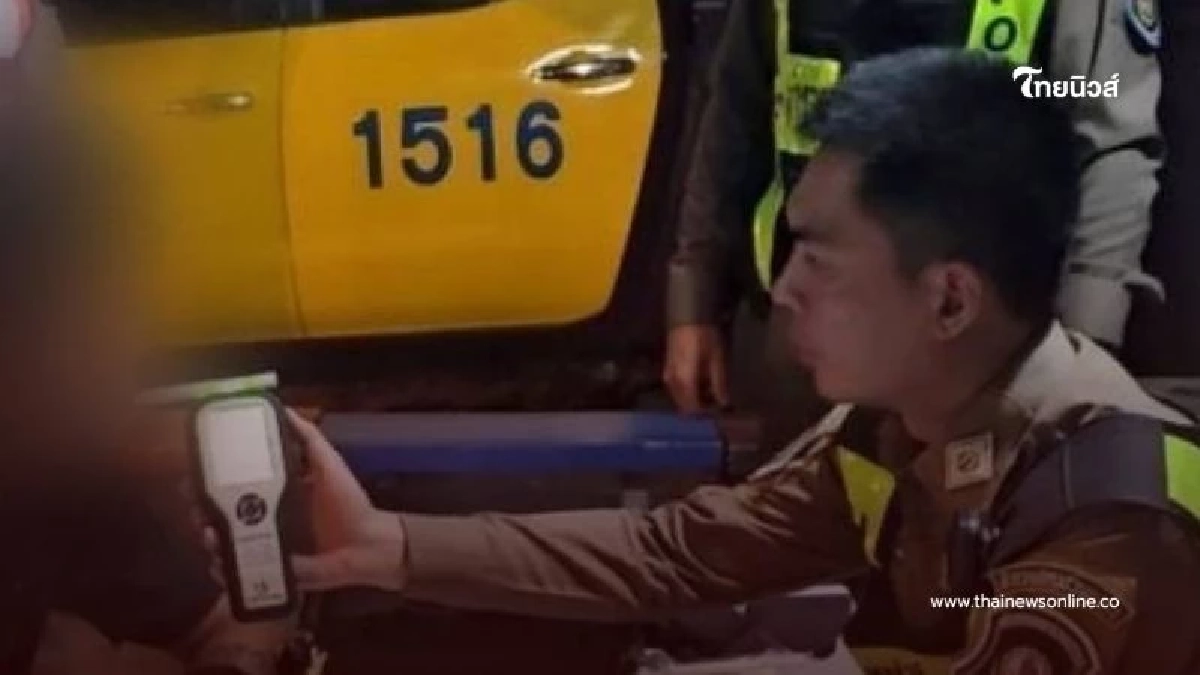 เป่าพุ่ง 292 มก.% ตร.ทางหลวงพิจิตรจับเก๋งเมาหนักคาด่านทับคล้อ