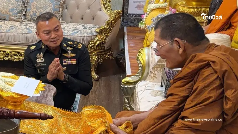 แม่ทัพกุ้ง เข้ากราบ หลวงปู่ศิลา เตรียมบวชอุทิศบุญกุศลให้ทหารกล้า
