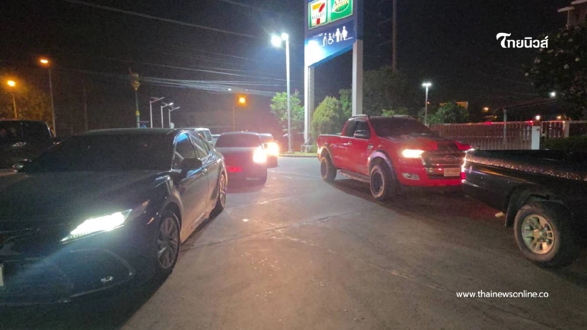 ปั้มแตกคนแห่เติมน้ำมันล้นคิว หลัง กบน. สั่งปรับราคาขึ้น 2 รอบซ้อน