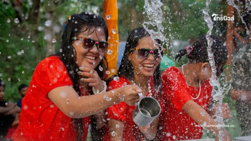 ระวัง สงกรานต์กลางคืนสนุกแต่เสี่ยงสูง เปิด 5 จุดอันตรายที่ต้องรู้ก่อนป่วย ระวัง สงกรานต์กลางคืนสนุกแต่เสี่ยงสูง เปิด 5 จุดอันตรายที่ต้องรู้ก่อนป่วย