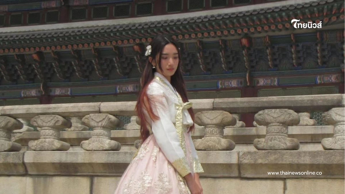 ออร่าพุ่ง “น้องณดา” เช็กอินเกาหลีในชุดฮันบก ชาวเน็ตแห่ชม