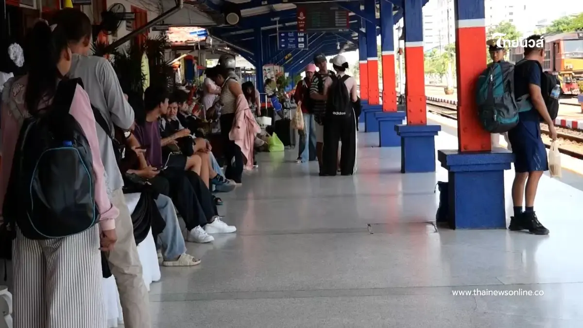 รถไฟบุรีรัมย์แน่น! ปชช. แห่กลับกรุงล่วงหน้าตั๋วเต็มทุกขบวน