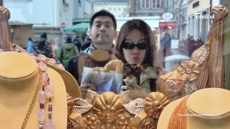 นานทีหวาน! นุ่น-ต๊อด เสิร์ฟภาพสวีทเหมือนฮันนีมูนรอบสอง