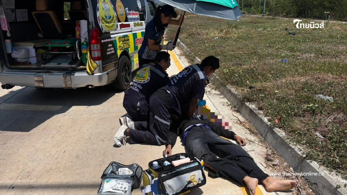 ระยองร้อนจัด ทำมอเตอร์ไซค์วูบชนขอบทางสาหัส 2 รายในวันเดียว