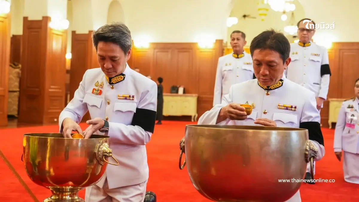 เอไอเอส ร่วมแสดงความอาลัย นำคณะผู้บริหารเข้าถวายน้ำสรงพระศพ เจ้าฟ้าพัชรกิติยาภาฯ