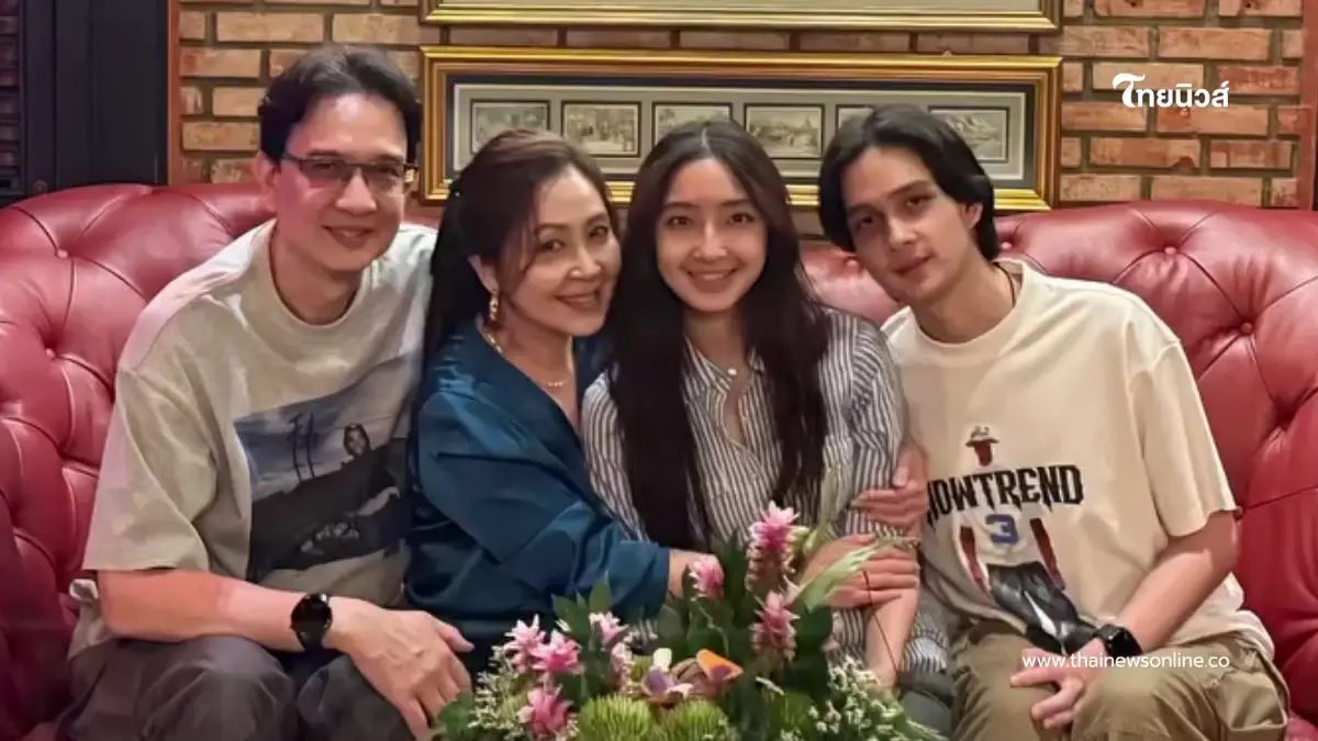 เวลาผ่านไปไวมาก "กวาง กมลชนก" เผยภาพคู่ลูกสาว "น้องเนย" ในวันเกิด เวลาผ่านไปไวมาก "กวาง กมลชนก" เผยภาพคู่ลูกสาว "น้องเนย" ในวันเกิด