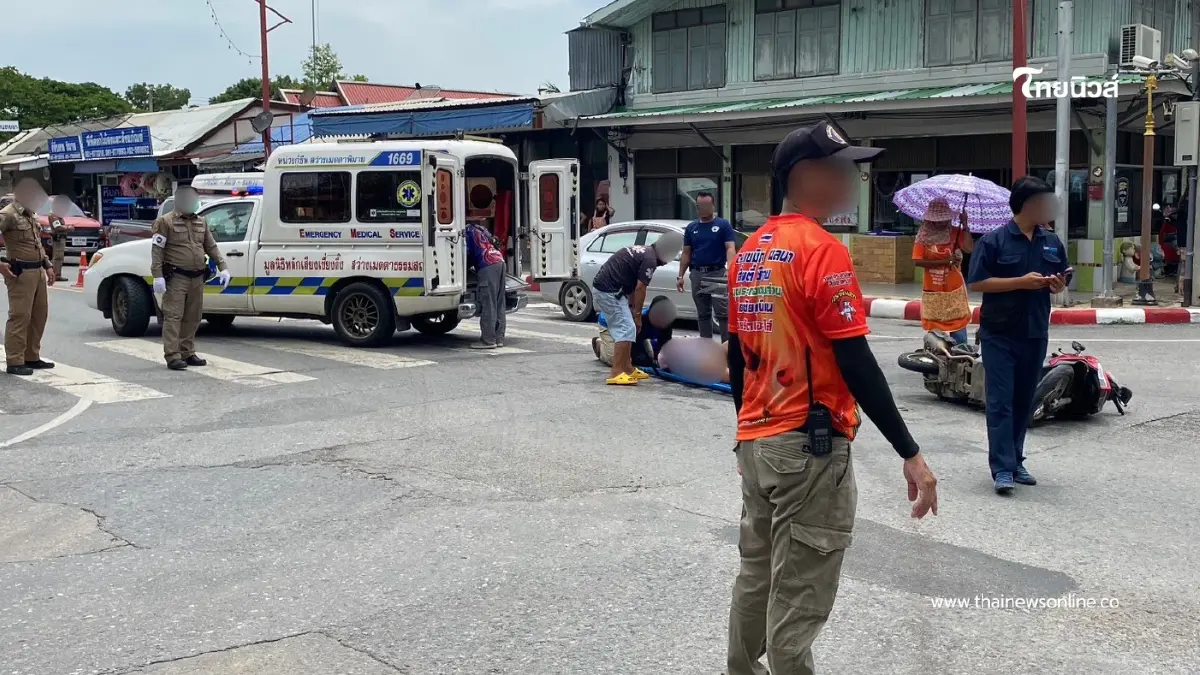 "วงจรปิดจับภาพชัด! สี่แยกพิมายชนสนั่น เจ็บระนาว 3 ราย" "วงจรปิดจับภาพชัด! สี่แยกพิมายชนสนั่น เจ็บระนาว 3 ราย"