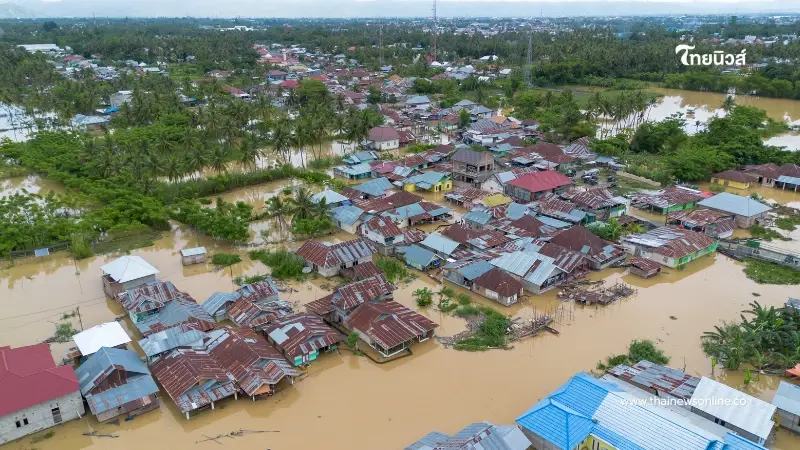 ตั้งวอร์รูม 24 ชม. ปลดล็อกงบฉุกเฉินให้ผู้ว่าฯ ลุยช่วยน้ำท่วมเหนือทันที