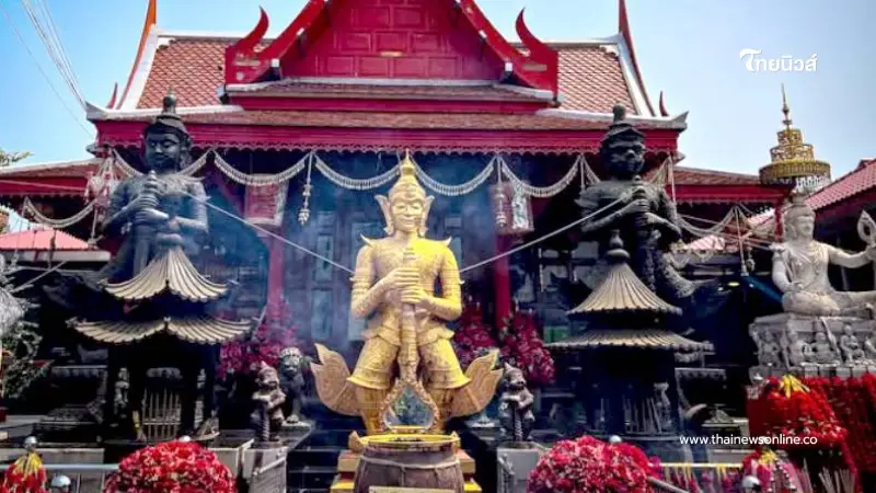 เปิดความหมายท้าวเวสสุวรรณ 4 ปาง ณ วัดจุฬามณี ขอพรอย่างไรให้ปังทั้งโชคลาภและการงาน เปิดความหมายท้าวเวสสุวรรณ 4 ปาง ณ วัดจุฬามณี ขอพรอย่างไรให้ปังทั้งโชคลาภและการงาน