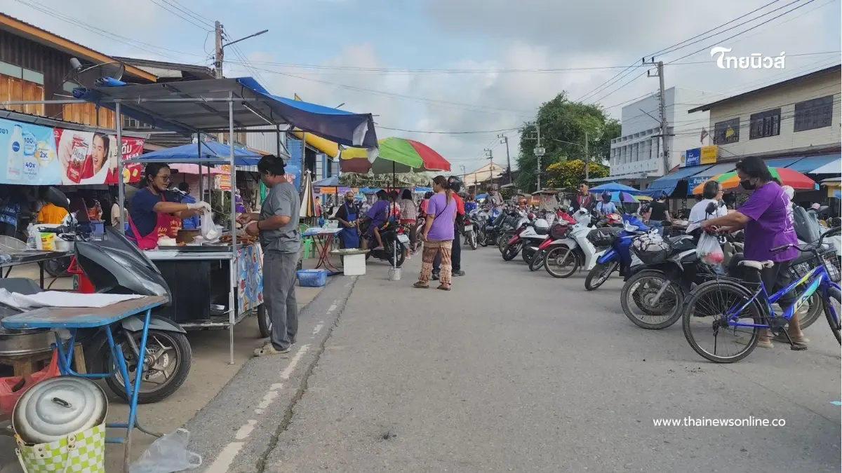 ชาวพิมายหนุนต่อ "ไทยช่วยไทยพลัส" บัตรคนจนขอสิทธิเท่ากัน ชาวพิมายหนุนต่อ "ไทยช่วยไทยพลัส" บัตรคนจนขอสิทธิเท่ากัน