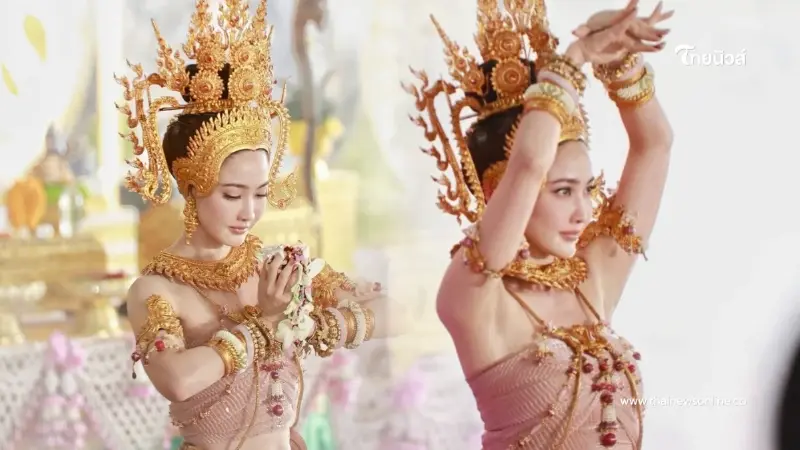 เจ้าแม่นาคีมาเอง แต่งชุดไทยสวยสง่า รำบวงสรวงองค์พญานาคราช เจ้าแม่นาคีมาเอง แต่งชุดไทยสวยสง่า รำบวงสรวงองค์พญานาคราช
