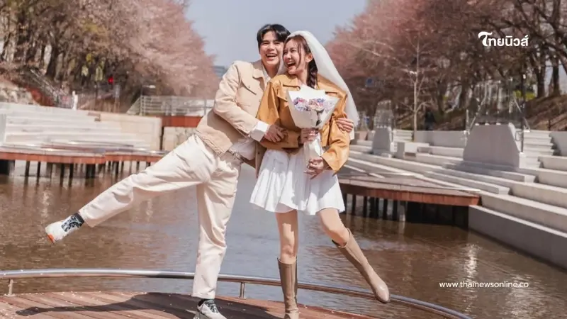 "แป้ง มิตรชัย" ลูกสาว "เอ ไชยา" ถูกแฟนหนุ่มนอกวงการ คุกเข่าขอแต่งงาน