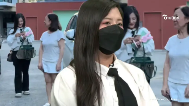 เปิดวาร์ป “น้องบีม” ลูกสาวแม่ภัทร ล่าสุดอยู่เคียงข้างแม่ไม่ห่าง เปิดวาร์ป “น้องบีม” ลูกสาวแม่ภัทร ล่าสุดอยู่เคียงข้างแม่ไม่ห่าง