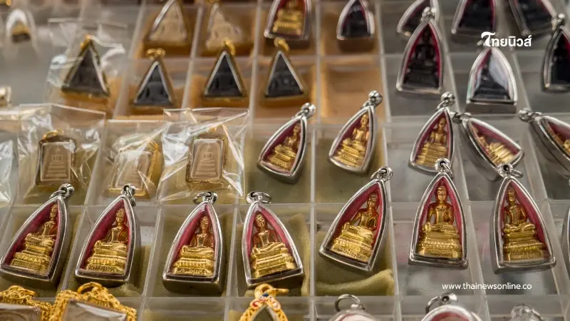 "10 ข้อห้าม" คนแขวนพระเครื่องควรรู้ ตามความเชื่อโบราณ ทำอะไรไม่เหมาะสมระวังผิดครู "10 ข้อห้าม" คนแขวนพระเครื่องควรรู้ ตามความเชื่อโบราณ ทำอะไรไม่เหมาะสมระวังผิดครู